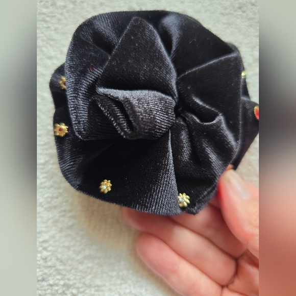 Free People, Rosette Stud Pack, Black/Multi, NWOT - Picture 9 of 15